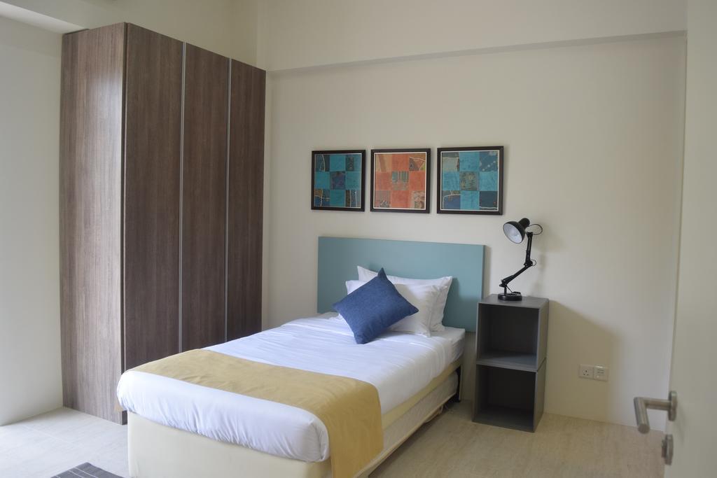 By The Sea Suites - Managed By Sdb Host Batu Ferringhi Eksteriør billede